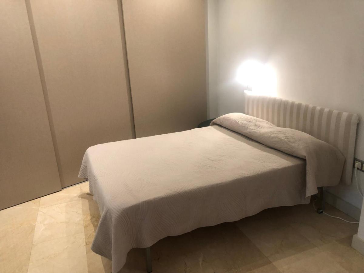 Estudio Con Parking Privado Apartment Madrid Exterior photo